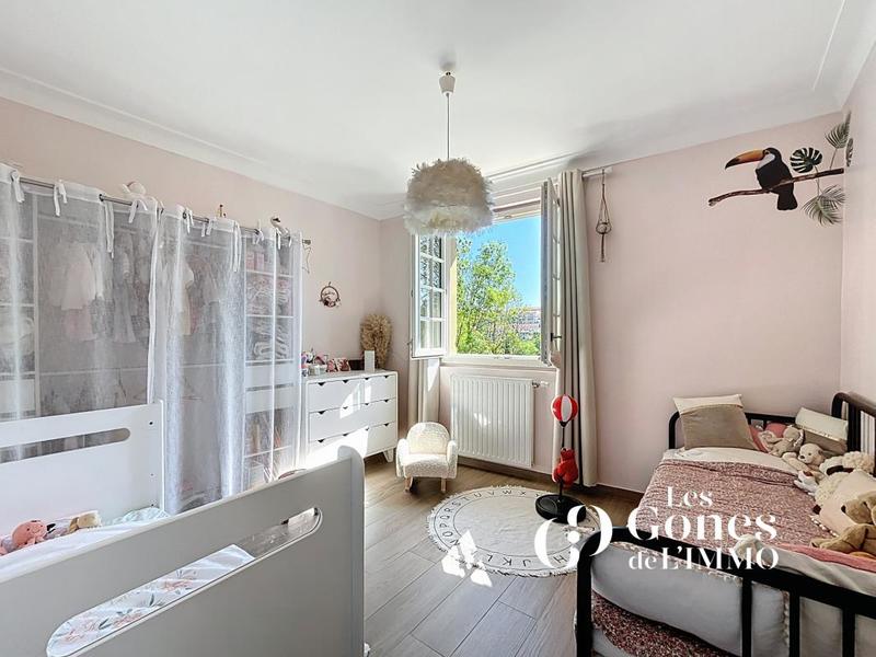 Maison - 175 m² - 6 pièces