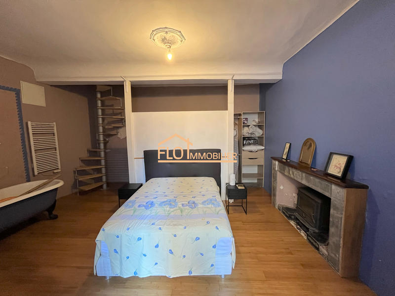 Maison ancienne - 159 m² - 4 pièces