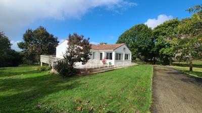 Maison - 160 m² - 4 pièces