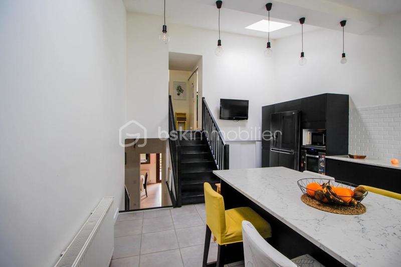 Maison ancienne - 126 m² - 6 pièces