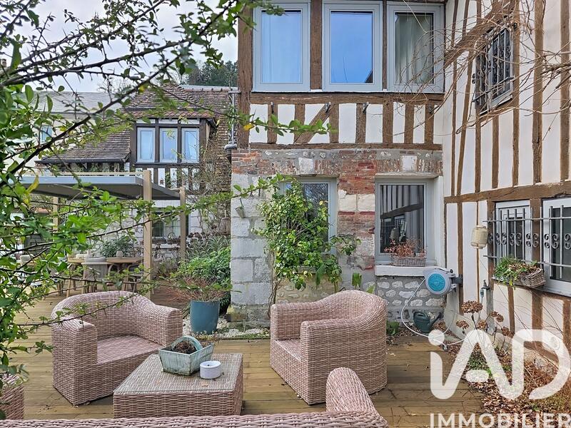 Maison - 150 m² - 7 pièces