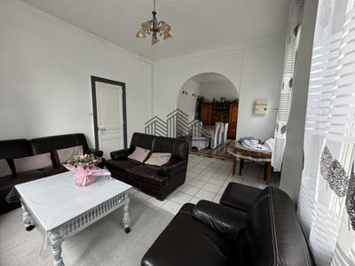 Maison - 166 m² - 7 pièces