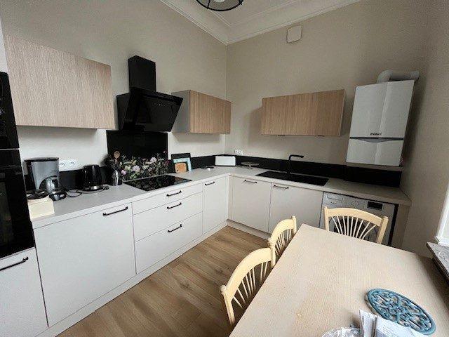 Appartement - 98 m² - 4 pièces