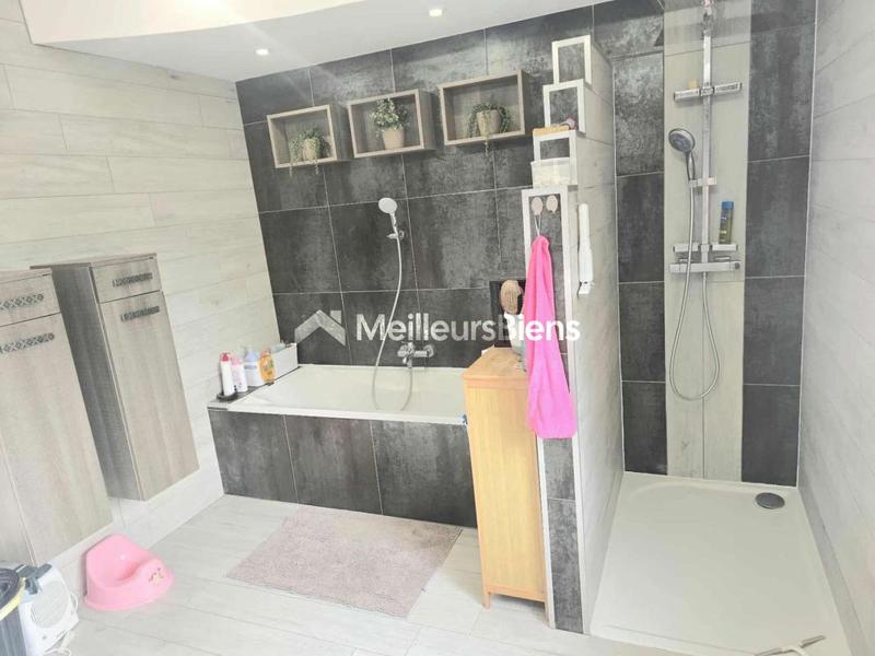 Pavillon - 131 m² - 6 pièces