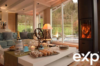 Maison - 298 m² - 7 pièces