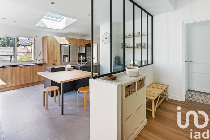 Maison de ville - 210 m² - 8 pièces