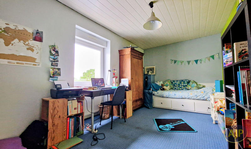 Maison - 180 m² - 7 pièces