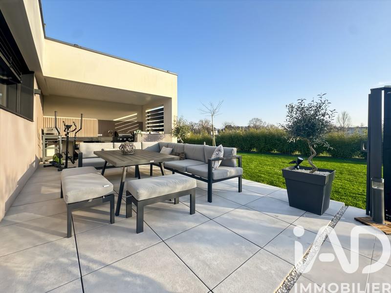 Maison - 150 m² - 5 pièces