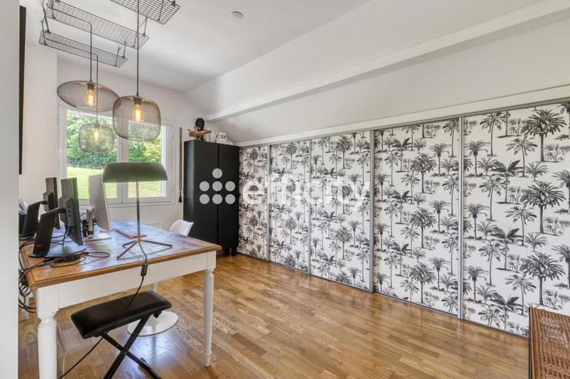 Maison - 155 m² - 5 pièces