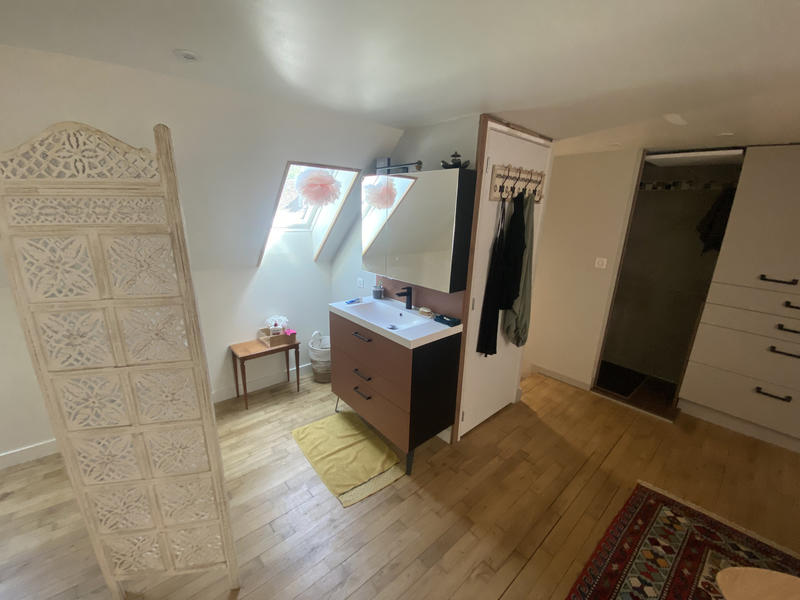 Maison - 99 m² - 5 pièces