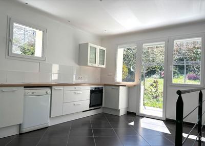 Maison - 115 m² - 4 pièces