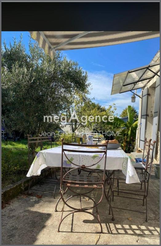 Maison ancienne - 104 m² - 3 pièces