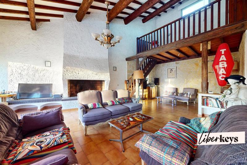 Maison de village - 259 m² - 4 pièces