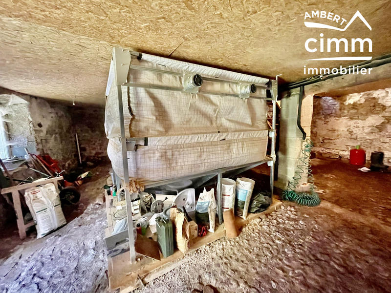 Maison - 209 m² - 8 pièces