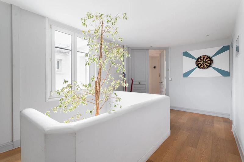 Appartement - 159 m² - 6 pièces