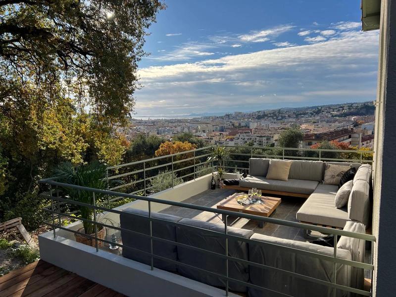 Appartement - 75 m² - 4 pièces