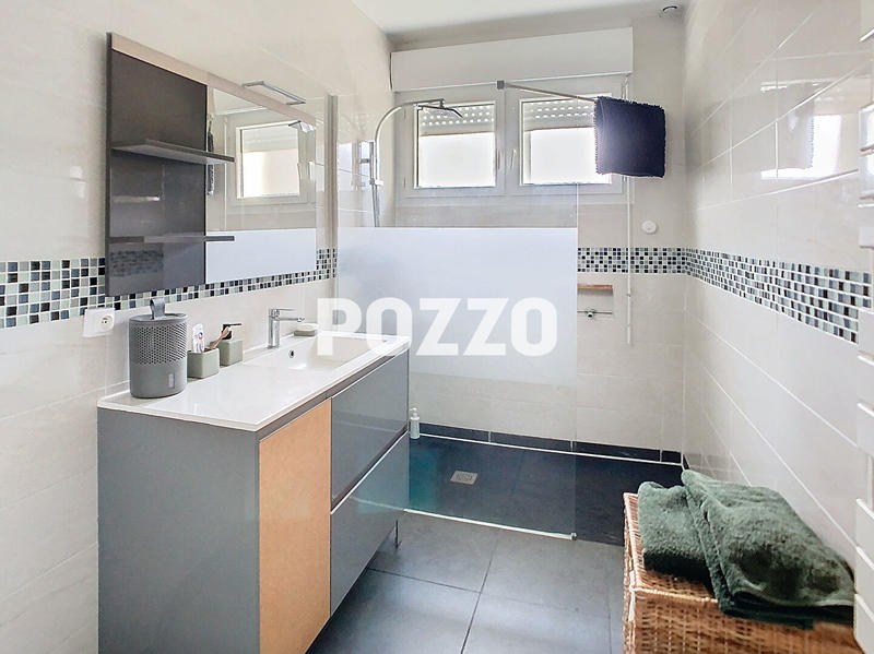 Maison - 93 m² - 3 pièces