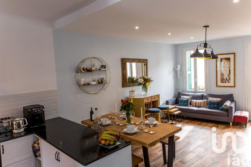 Maison - 121 m² - 5 pièces