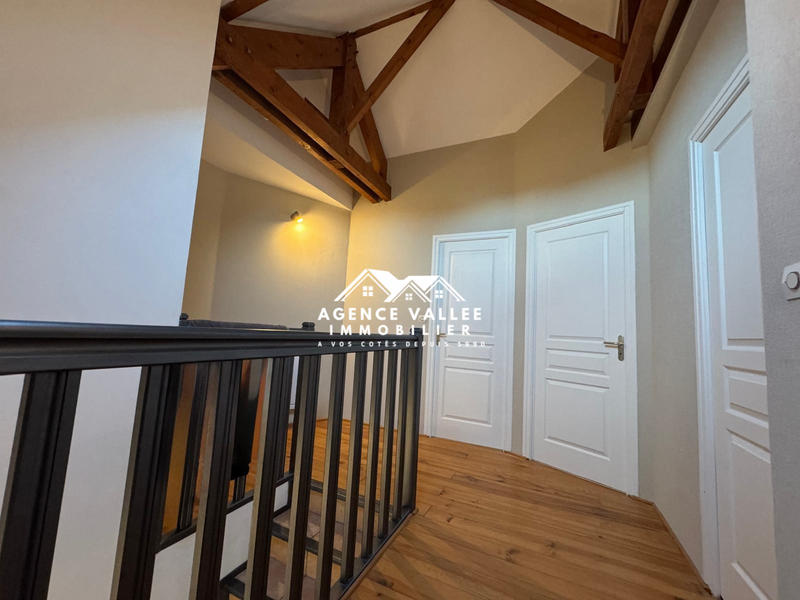 Maison traditionnelle - 148 m² - 7 pièces