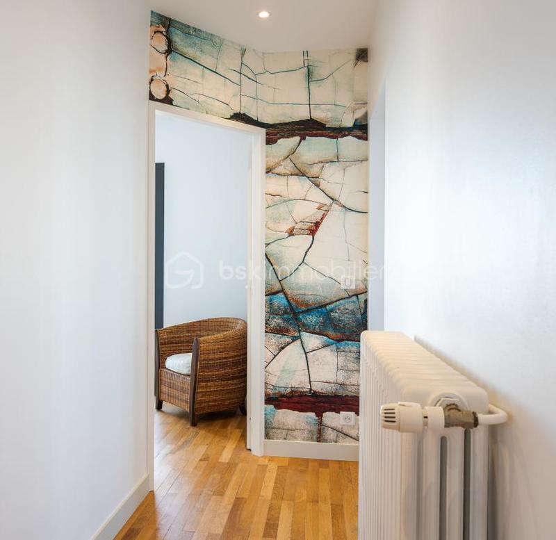 Demeure - 195 m² - 7 pièces