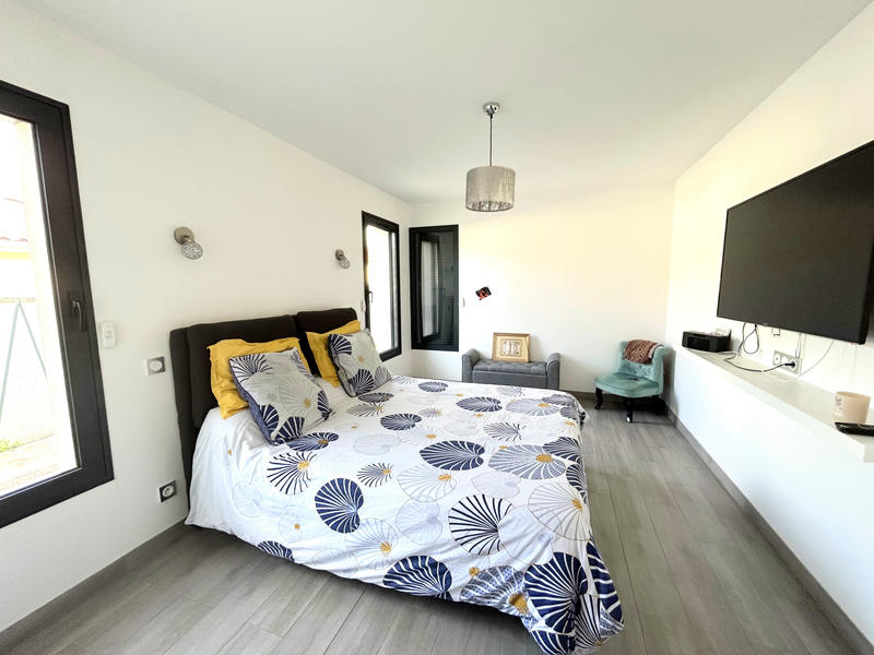 Maison - 208 m² - 9 pièces