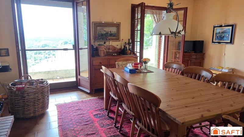 Maison - 100 m² - 5 pièces