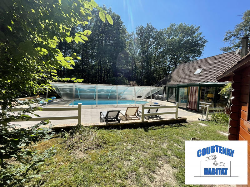 Maison - 177 m² - 9 pièces