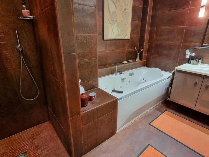 Appartement - 106 m² - 4 pièces