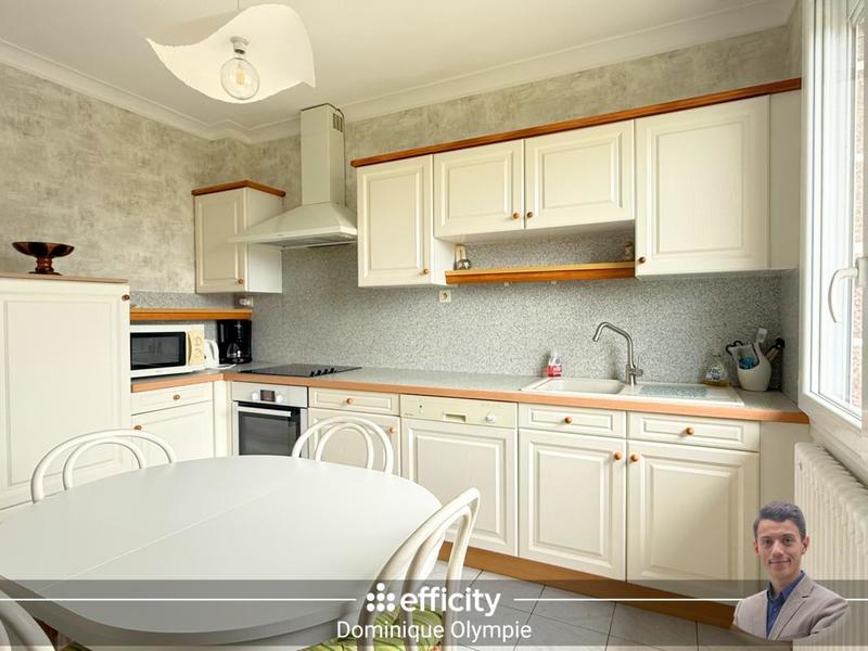 Maison - 120 m² - 8 pièces