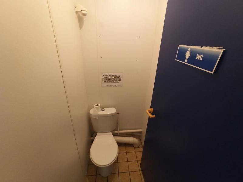 Fonds de commerce - 448 m²