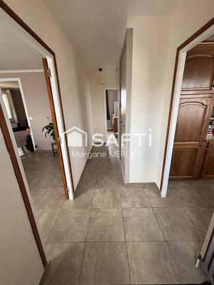 Maison - 85 m² - 5 pièces