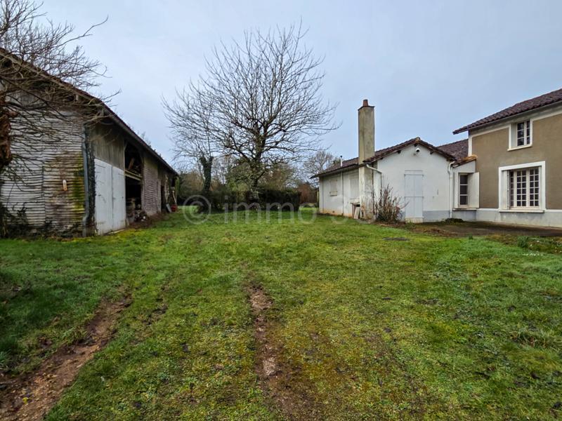 Maison en pierre - 100 m² - 5 pièces