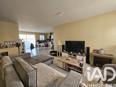 Maison - 88 m² - 4 pièces