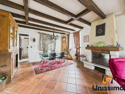 Maison - 194 m² - 7 pièces