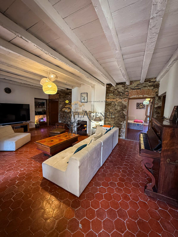 Appartement - 180 m² - 7 pièces