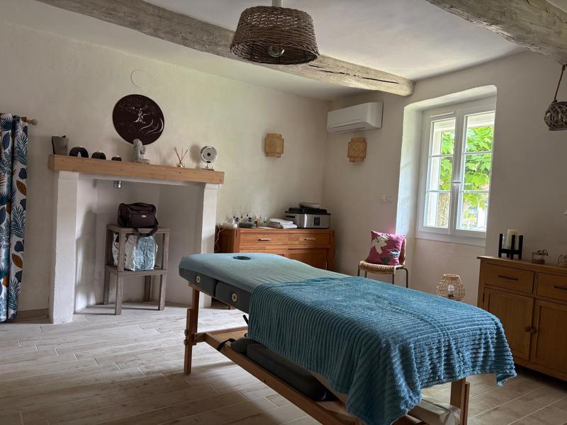 Maison - 210 m² - 6 pièces