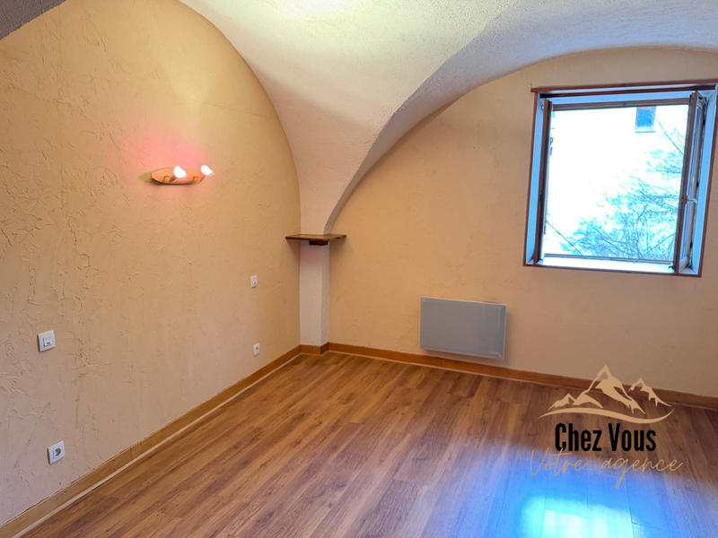 Appartement - 70 m² - 2 pièces