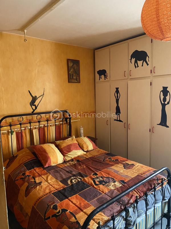 Maison - 180 m² - 6 pièces