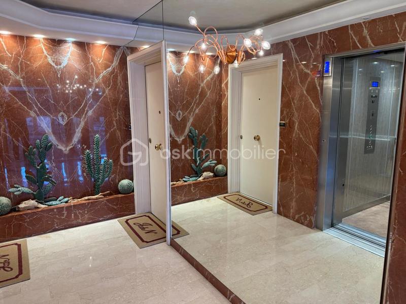 Appartement - 86 m² - 3 pièces