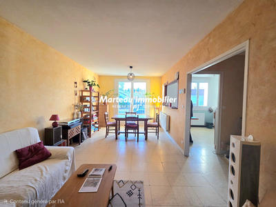 Maison - 83 m² - 4 pièces