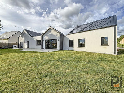 Maison - 145 m² - 5 pièces