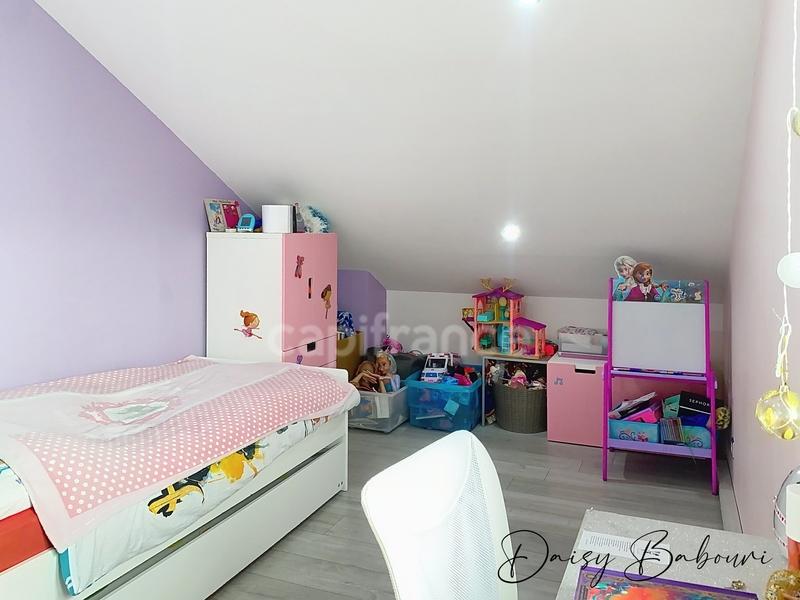 Maison - 108 m² - 4 pièces