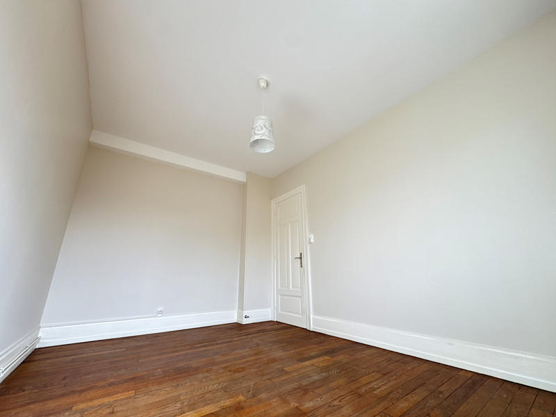 Appartement - 83 m² - 4 pièces