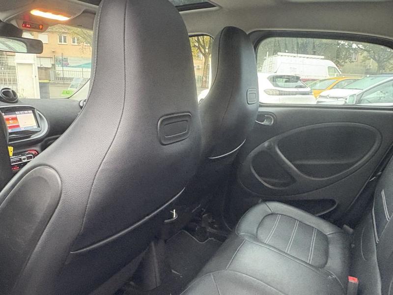 Smart ForFour Eq 82cv Prime Toit Panoramique