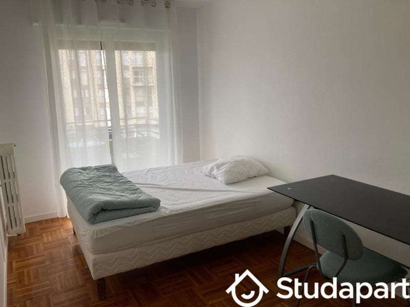 Chambre - 12 m² - 1 pièce