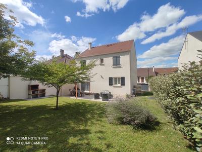 Maison - 105 m² - 5 pièces