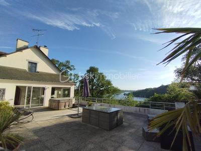 Propriété - 294 m² - 9 pièces