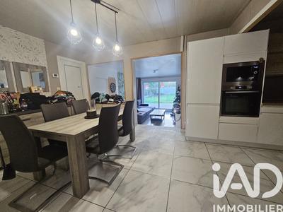 Maison - 91 m² - 5 pièces