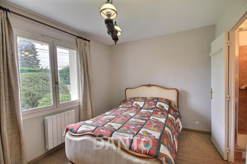 Maison traditionnelle - 127 m² - 6 pièces