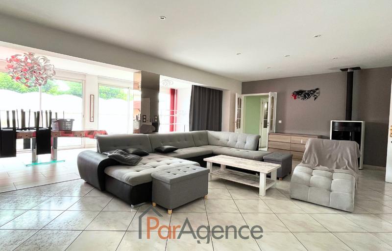 Maison - 162 m² - 5 pièces